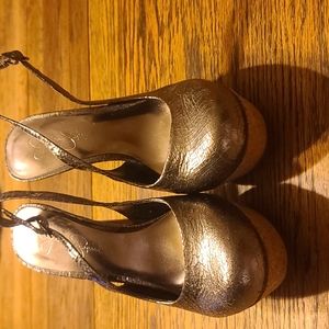 Jessica Simpson heels metallic silver size 9